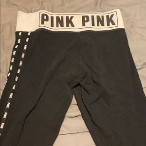 leggings that says link on the waist band